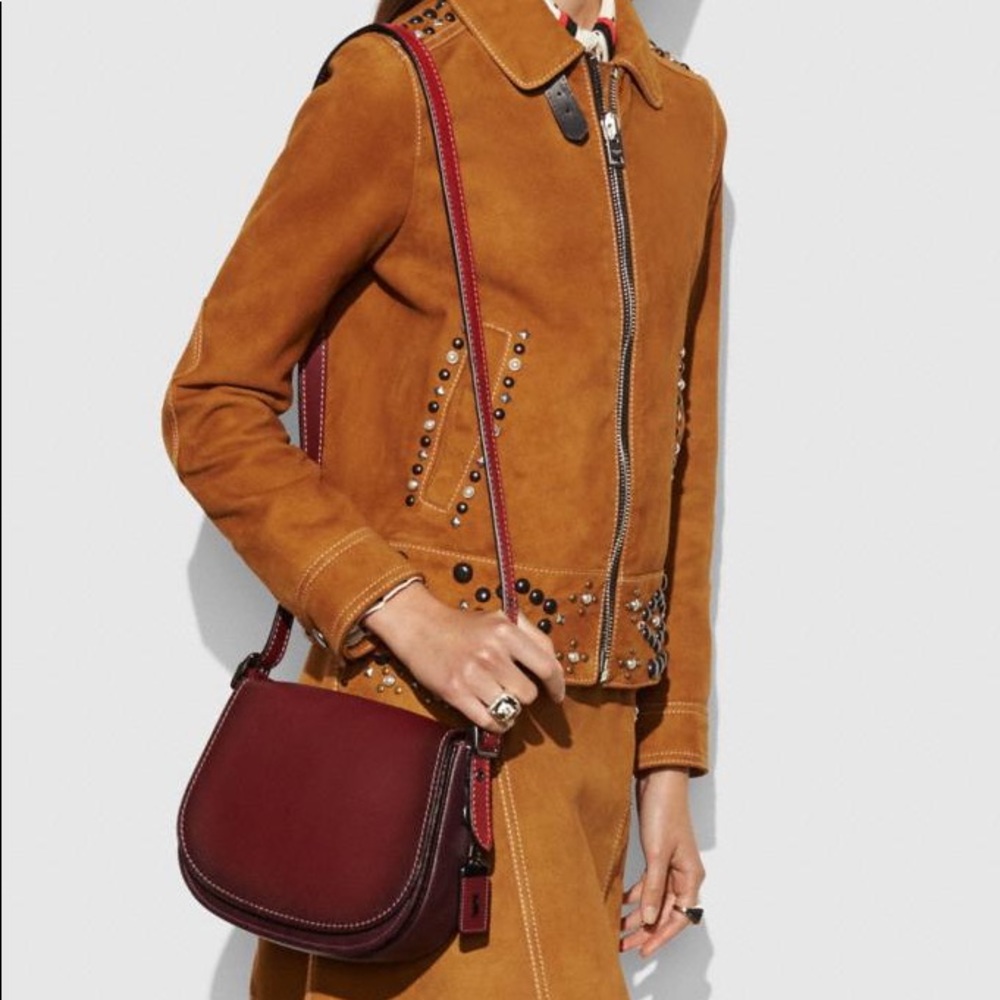 🚨On sale only till 12/19🚨 Coach bag